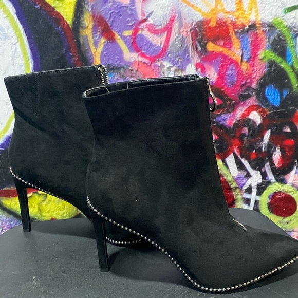 Bar III Briget Womens black Front-Zip Booties studded mid sole. 4” heel … - Picture 3 of 6